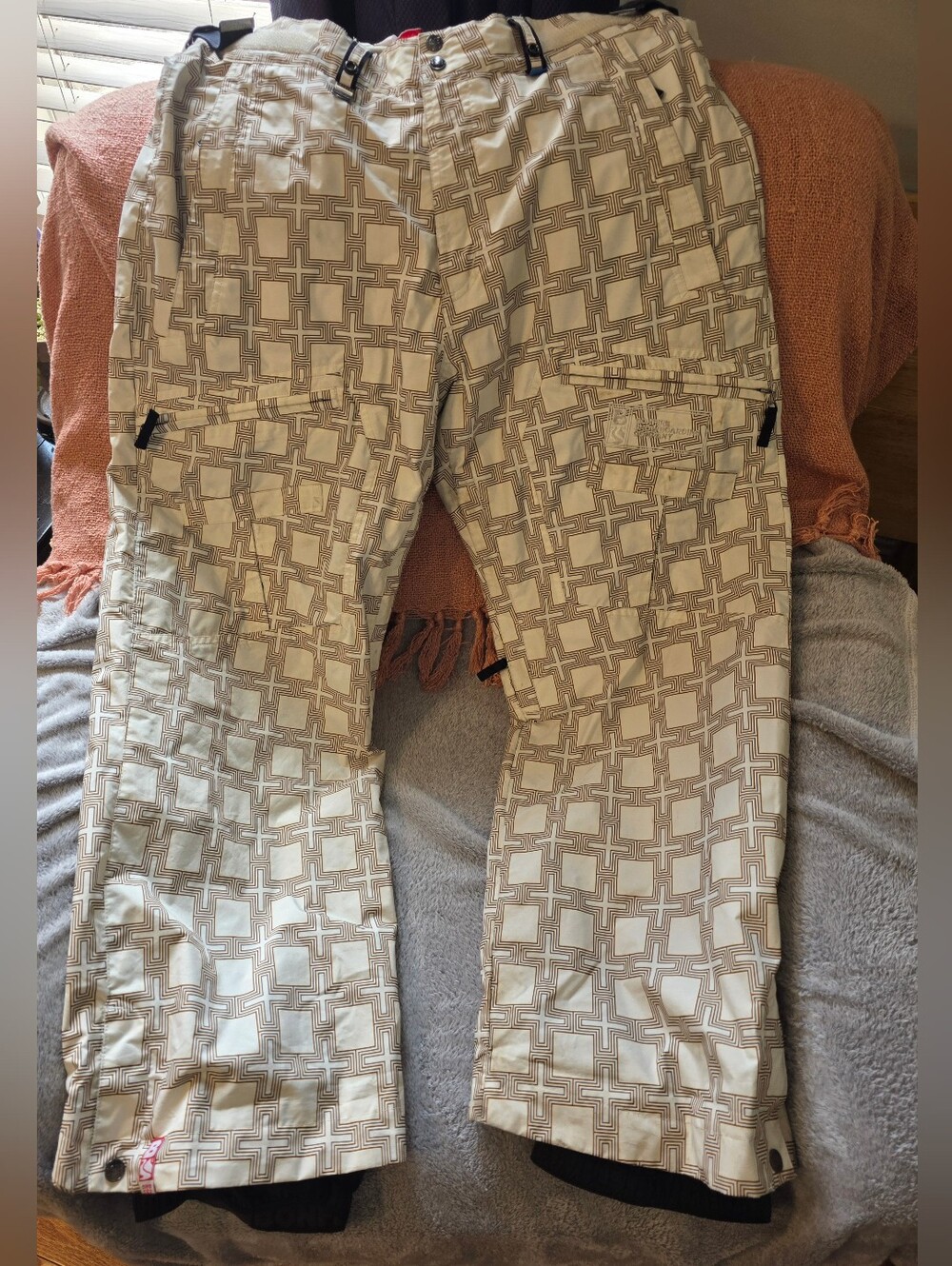 Bonfire Snowboarding Company Pants